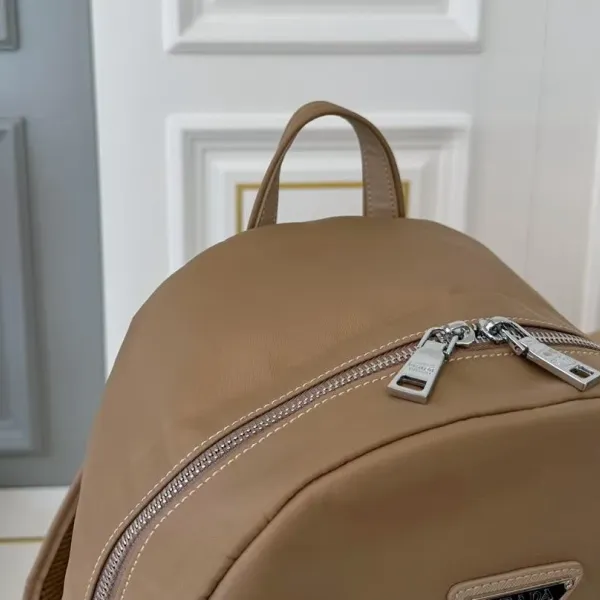 【2026】【PRADA  公式 旗艦店】プラダ   リュックサック当日出荷 好評に付き再入荷！31*36CM  240719