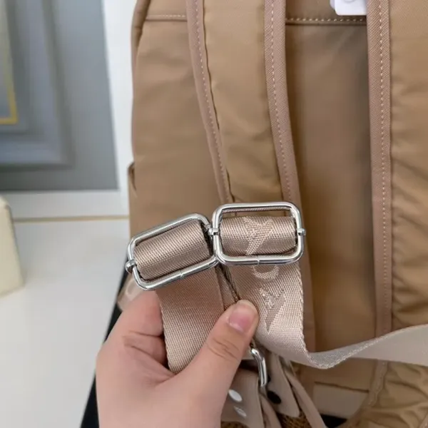 【2026】【PRADA  公式 旗艦店】プラダ   リュックサック当日出荷 好評に付き再入荷！31*36CM  240719