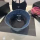 【2026】PRADA 春夏向けのタイダイデニムベースボールキャップとバケットハット