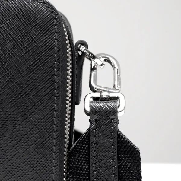 【2026】PRADA プラダ ブリック サフィアーノレザー バッグ 19*12.5*5.5cm