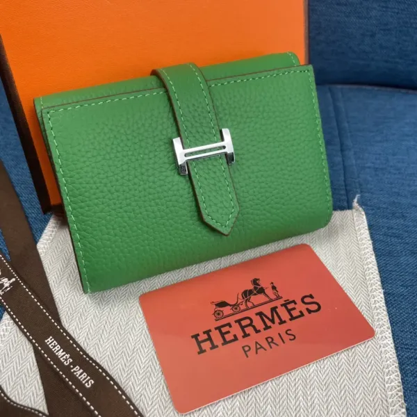 【2026】HERMÈS 三つ折り財布 8カラー 10X12CM