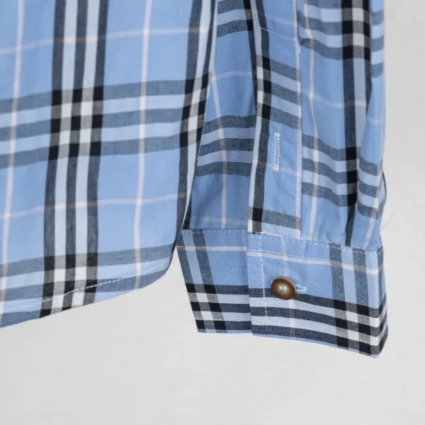 【2026】【BURBERRY 公式旗艦店】バーバリー  シャツ ご好評に付き再入荷  250222