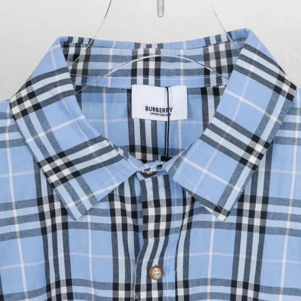 【2026】【BURBERRY 公式旗艦店】バーバリー  シャツ ご好評に付き再入荷  250222