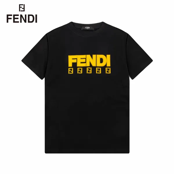 【2026】【FENDI公式旗艦店】フェンディ  Tシャツ ご好評に付き再入荷！ 250214