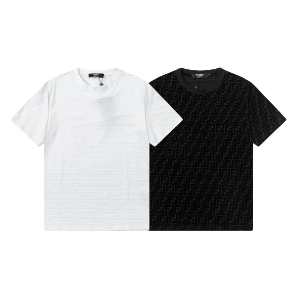 【2026】【FENDI公式旗艦店】フェンディ  Tシャツ ご好評に付き再入荷！ 250214