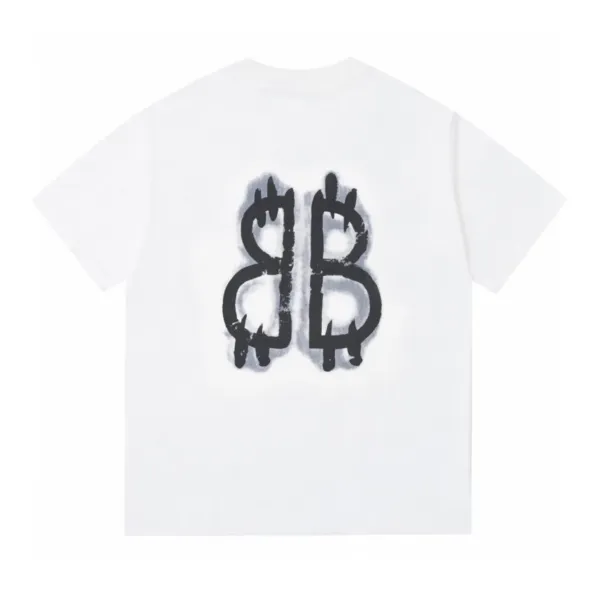 【2026】【BALENCIAGA 公式旗艦店】 バレンシアガ Tシャツご好評に付き再入荷!250210 【2026】【BALENCIAGA 公式旗艦店】 バレンシアガ Tシャツご好評に付き再入荷!250210