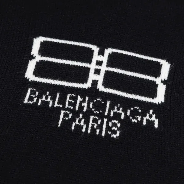 【2026】【BALENCIAGA  公式旗艦店】バレンシアガ   セーター好評に付き再入荷！ 250109