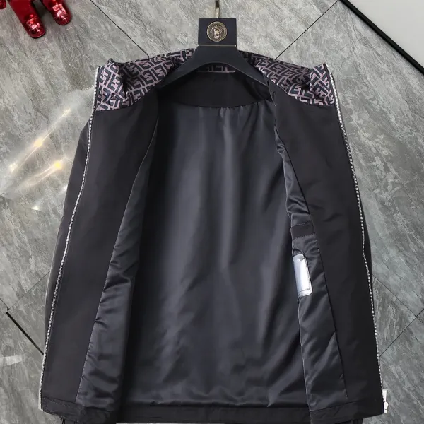 【2026】【FENDI  公式旗艦店】フェンディ  ジャケット着 好評に付き再入荷 241223
