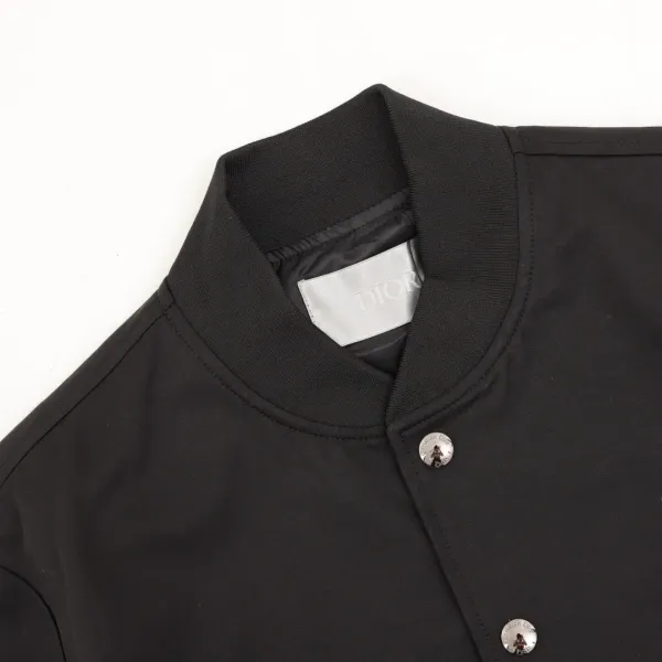 【2026】【DIOR  公式旗艦店】ディオール  ジャケット着 好評に付き再入荷！241223