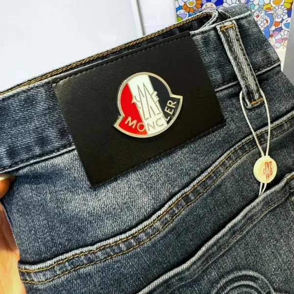 【2026】【MONCLER  公式旗艦店】モンクレール   ジーパン  ご好評に付き再入荷！ 241220