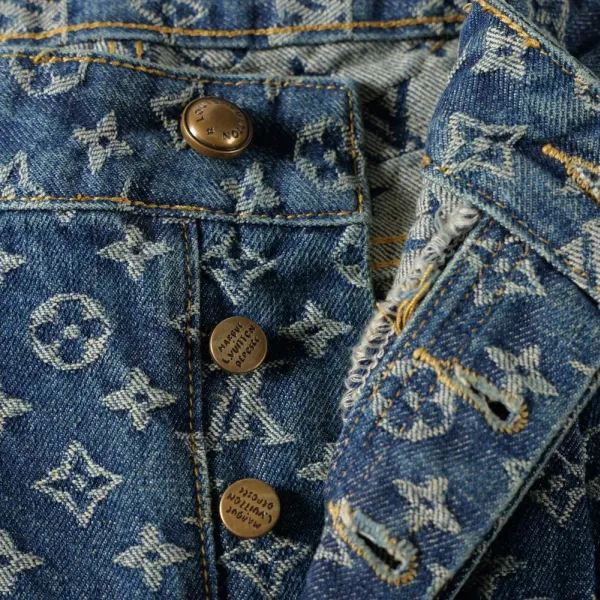 【2026】LV【LOUIS VUITTON   公式旗艦店】 ルイヴィトン  ジーパン  ご好評に付き再入荷！ 241218