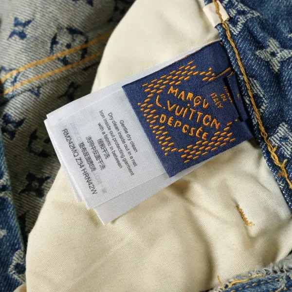 【2026】LV【LOUIS VUITTON   公式旗艦店】 ルイヴィトン  ジーパン  ご好評に付き再入荷！ 241218