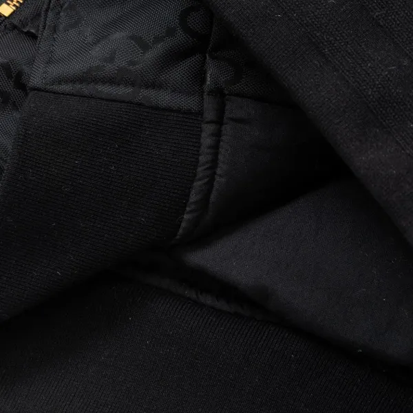 【2026】【GUCCI  公式旗艦店】グッチ  ジャケット着 好評に付き再入荷！241212