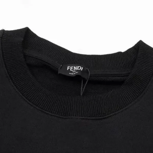 【2026】【FENDI  公式旗艦店】フェンディ丸首の衛衣 スウェット ご好評に付き再入荷！241211