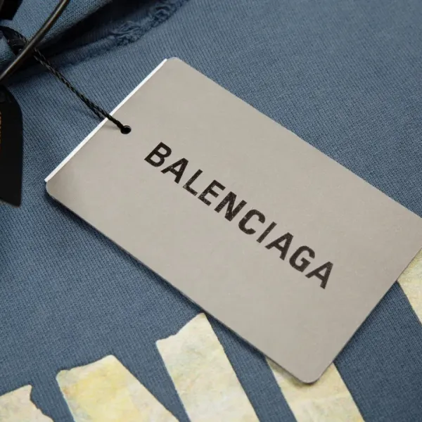 【2026】【BALENCIAGA 公式旗艦店】バレンシアガ パーカー スウェット ご好評に付き再入荷！241211