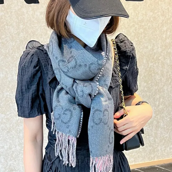 【2026】【GUCCI グッチ】スカーフ  34*194CM  241209