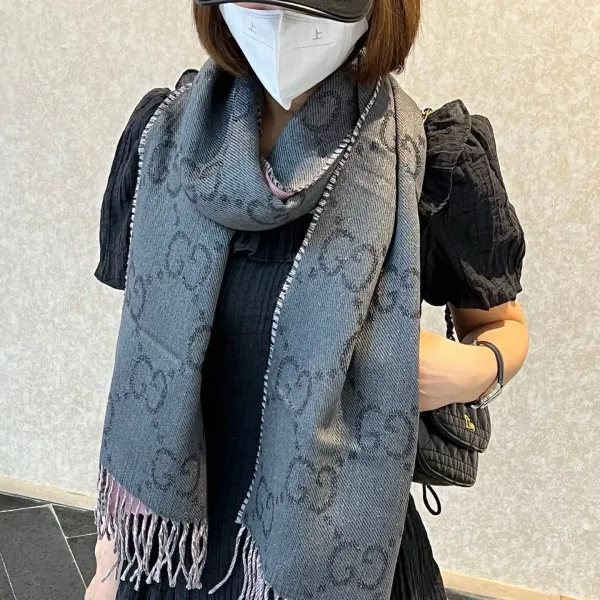 【2026】【GUCCI グッチ】スカーフ  34*194CM  241209