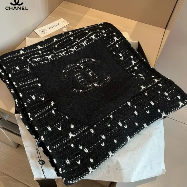 【2026】【CHANEL シャネル 】スカーフ30*180CM 241209 【2026】【CHANEL シャネル 】スカーフ30*180CM 241209