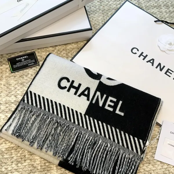 【2026】【CHANEL シャネル 】スカーフ184*34CM 241209 【2026】【CHANEL シャネル 】スカーフ184*34CM 241209