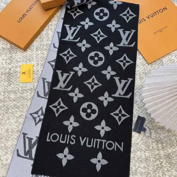 【2026】LV【LOUIS VUITTON   ルイヴィトン】スカーフ 186*34CM   241207