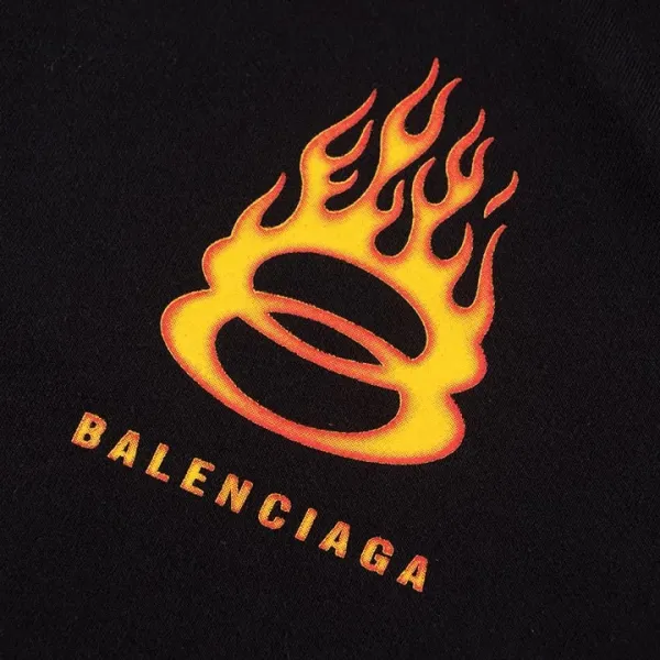 【2026】【BALENCIAGA 公式旗艦店】バレンシアガ パーカー スウェット ご好評に付き再入荷!241127 【2026】【BALENCIAGA 公式旗艦店】バレンシアガ パーカー スウェット ご好評に付き再入荷!241127