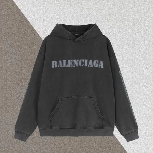 【2026】【BALENCIAGA 公式旗艦店】バレンシアガ パーカースウェット ご好評に付き再入荷！241127