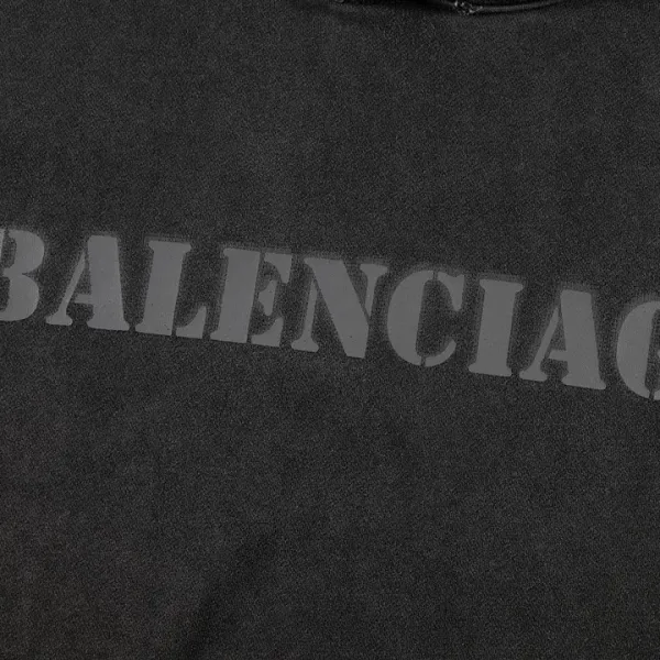 【2026】【BALENCIAGA 公式旗艦店】バレンシアガ パーカースウェット ご好評に付き再入荷！241127
