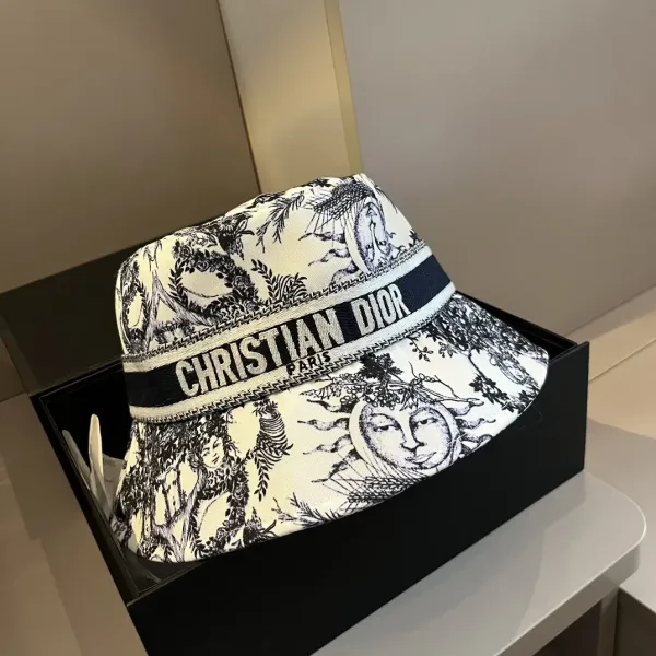 【2026】DIOR ( ディオール )フィッシャーマンズハット  241125