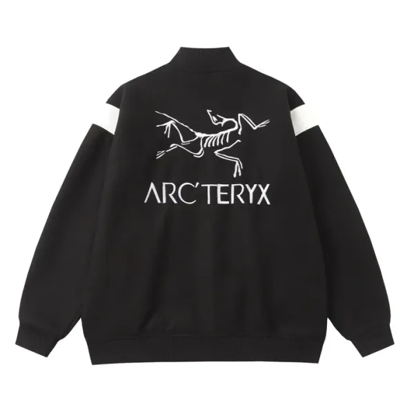 【2026】【ARCTERYX  公式旗艦店】アークテリクス  ジャケット着  スウェット ご好評に付き再入荷！241123