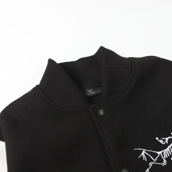 【2026】【ARCTERYX  公式旗艦店】アークテリクス  ジャケット着  スウェット ご好評に付き再入荷！241123