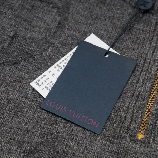 【2026】LV【LOUIS VUITTON 公式旗艦店】ルイヴィトン  セーター好評に付き再入荷！241115