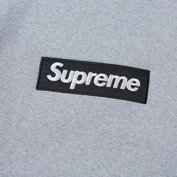 【2026】【Supreme  公式旗艦店】 丸首の衛衣  スウェットご好評に付き再入荷！241115