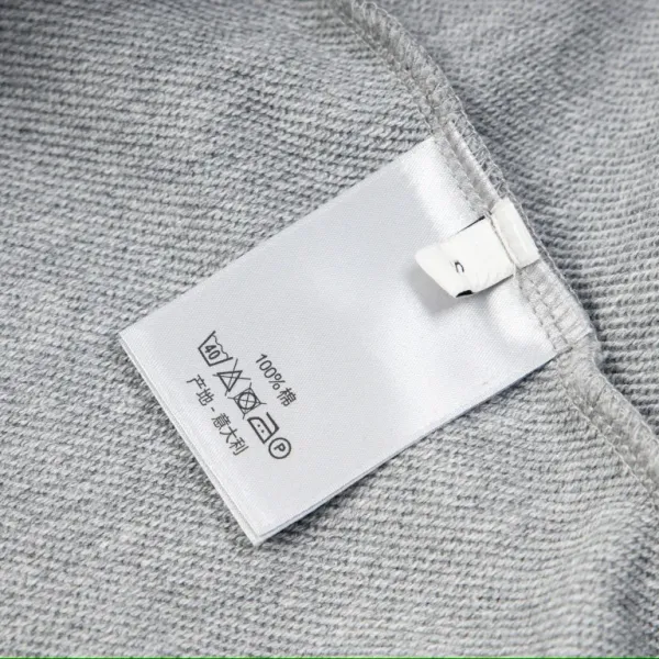 【2026】【DIOR  公式旗艦店】ディオール  丸首の衛衣 ご好評に付き再入荷   241114