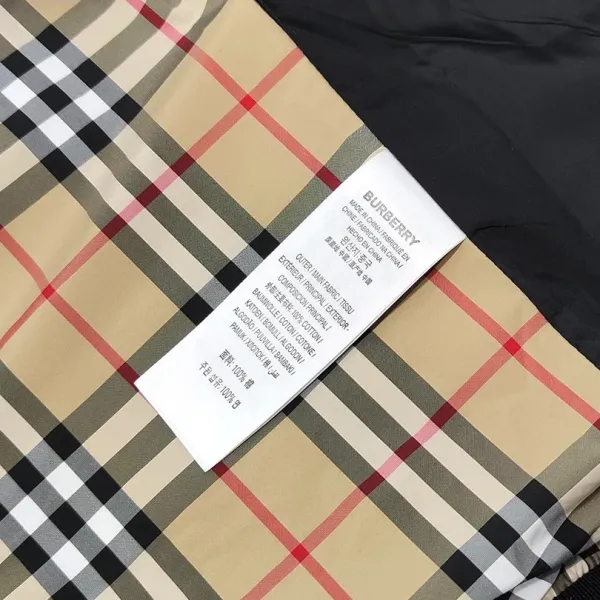 【2026】【BURBERRY  公式旗艦店】バーバリー   ジャケット着 好評に付き再入荷！241112