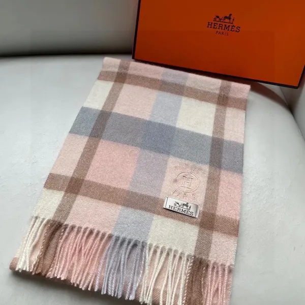 【2026】【HERMES エルメス 】スカーフ   30*180CM  241109