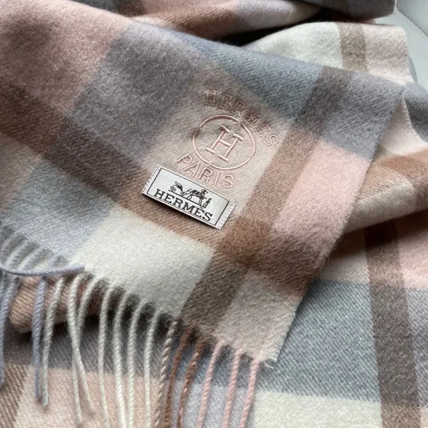 【2026】【HERMES エルメス 】スカーフ   30*180CM  241109