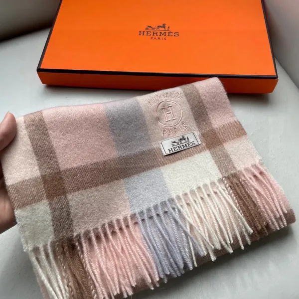【2026】【HERMES エルメス 】スカーフ   30*180CM  241109