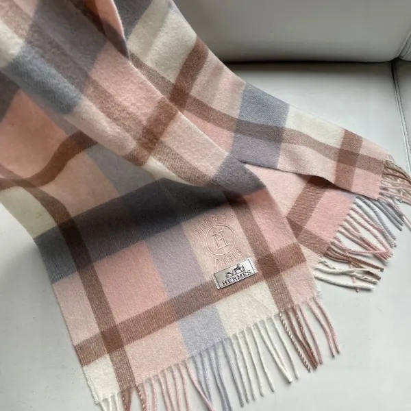 【2026】【HERMES エルメス 】スカーフ   30*180CM  241109