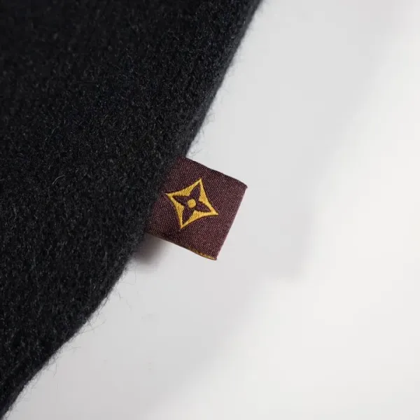 【2026】LV【LOUIS VUITTON 公式旗艦店】ルイヴィトン  セーター好評に付き再入荷！241104
