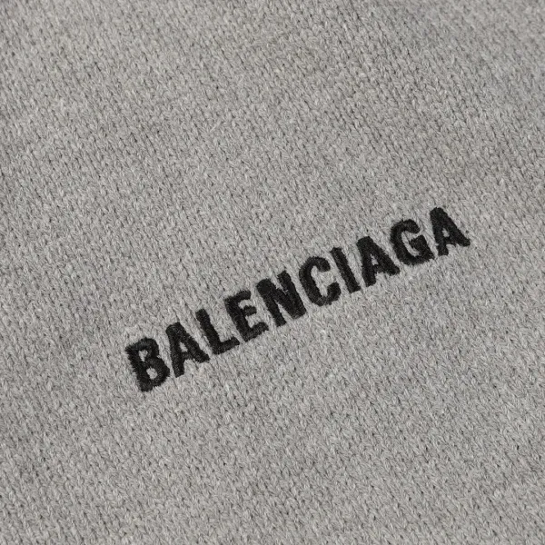 【2026】【BALENCIAGA  公式旗艦店】バレンシアガ   セーター好評に付き再入荷！ 241101