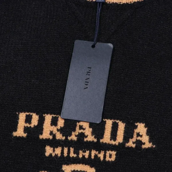 【2026】【PRADA   公式旗艦店】プラダ  セーター好評に付き再入荷！ 241031