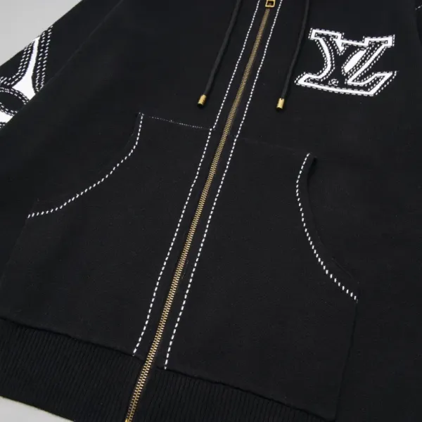 【2026】LV 【LOUIS VUITTON 公式旗艦店】ルイヴィトン  セーター好評に付き再入荷！ 241029