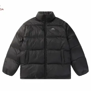 【2026】【BALENCIAGA  公式旗艦店】バレンシアガ    ダウンジャケット ご好評に付き再入荷！241024