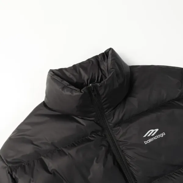【2026】【BALENCIAGA  公式旗艦店】バレンシアガ    ダウンジャケット ご好評に付き再入荷！241024