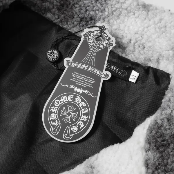 【2026】【CHROME HEARTS】クロムハーツ    ジャケット着ご好評に付き再入荷！241023