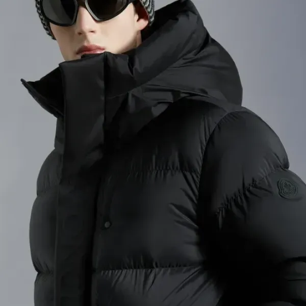 【2026】MONCLER★Madeira ショートダウンジャケット    241016