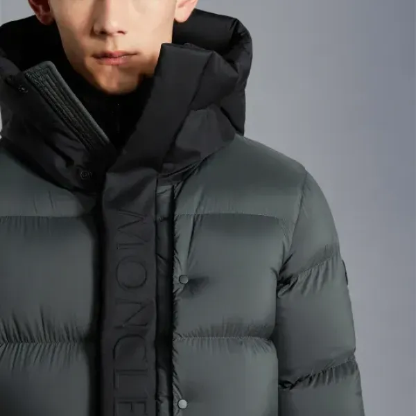 【2026】MONCLER★Madeira ショートダウンジャケット    241016