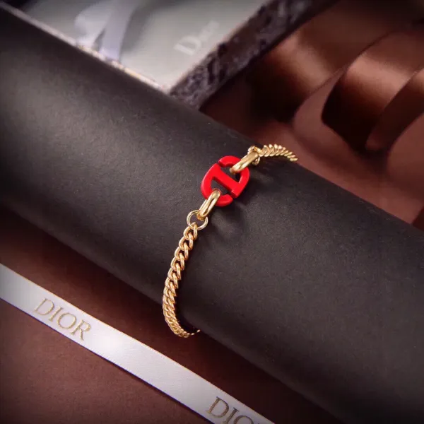 【2026】【DIOR】ブレスレット、ファッションシンプルなスタイル 241015 【2026】【DIOR】ブレスレット、ファッションシンプルなスタイル 241015