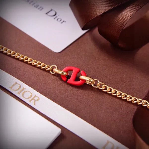 【2026】【DIOR】ブレスレット、ファッションシンプルなスタイル 241015 【2026】【DIOR】ブレスレット、ファッションシンプルなスタイル 241015