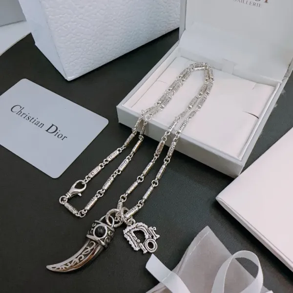 【2026】【DIOR】ネックレス、新しいネックレス万能シンプルファッションオーナメント 241015